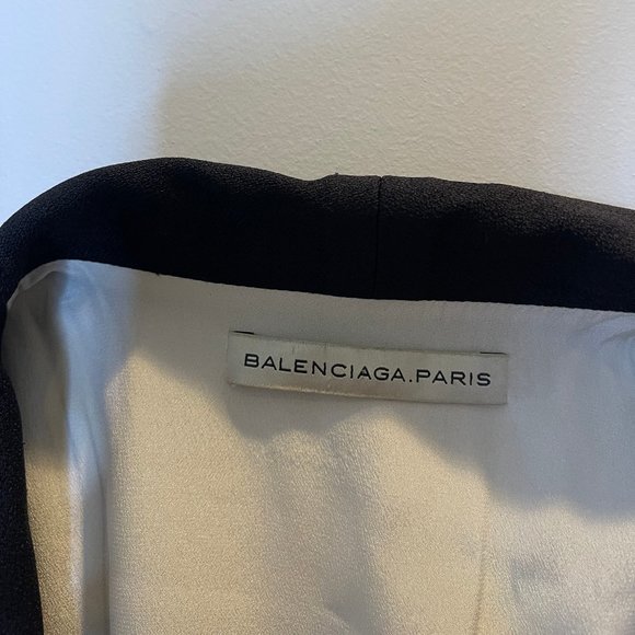 Lux Balenciaga Striped Spring Summer Shawl Collar Blazer Bllack & White - Picture 6 of 6